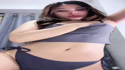 Slim Teen Webcam Masturbation 23 - Vidéo premium HD - Amateur | Skiny Miss
