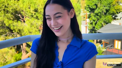 Public Exposure & Raw Doggy Fuck - Porno Anal en HD | Jeux de Rue