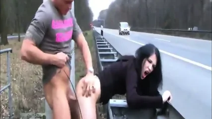 Harter Ã¶ffentlicher Fick Mit Ungezogenem MÃ¤dchen - Video Porno Gratuite HD | Skiny Miss