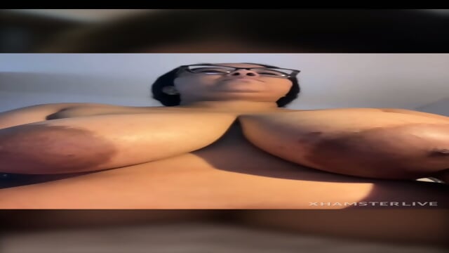 Marta shows her big tits - Videos Film X Ebony Gratuite Gratuites HD | Jeux de Rue