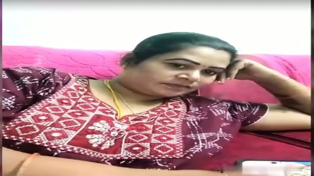 hottest tamil bautyful wife with sexy nighty clear audio - Cam Girls - Videos Webcam en HD | Jeux de Rue