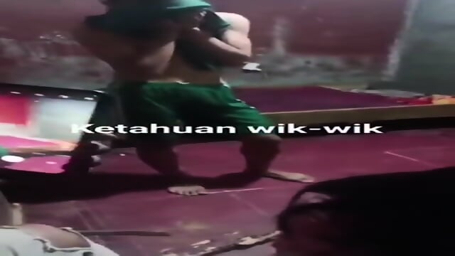 Ketahuan ngewe sama warga - Free Ebony HD Videos | Jeux de Rue
